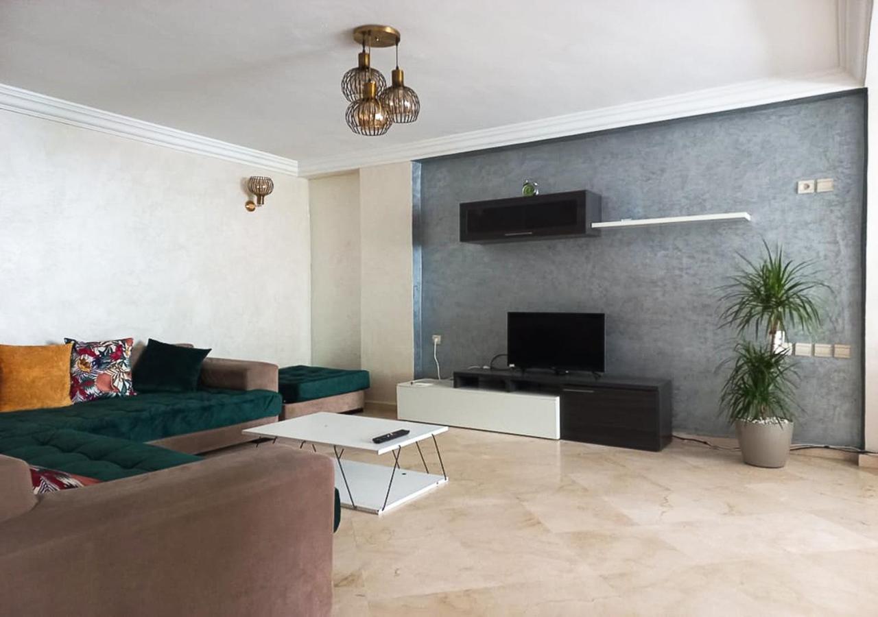 Superbe Appartement A Proximite De La Corniche Касабланка Экстерьер фото